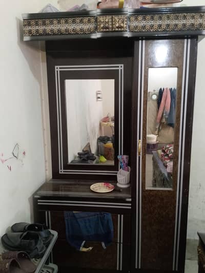 beds,,, mattress,,,,and ,,, dressing
