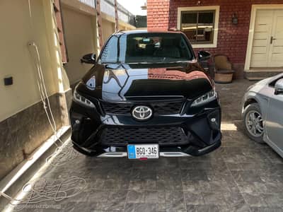 Toyota Fortuner Legender 2022