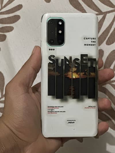 One Plus 8T 12/256