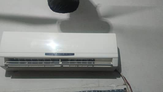 gree 1 ton ac