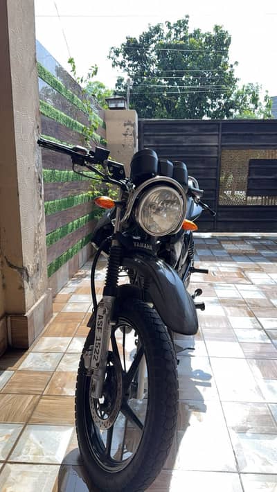 Ybr 125 10/10
