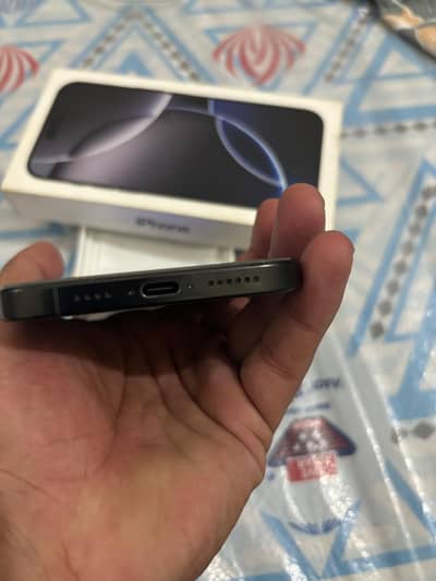 Apple iPhone 16 Pro Max