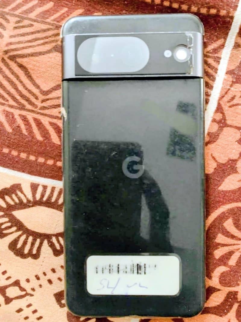 Google pixel 8 4