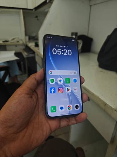 Oppo Reno 15F 5G | 8/256GB | condition 10/9 | with box and charger