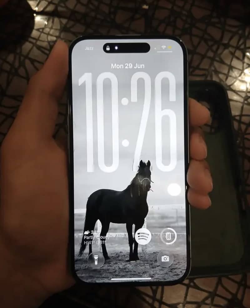 Iphone 16 pta 3