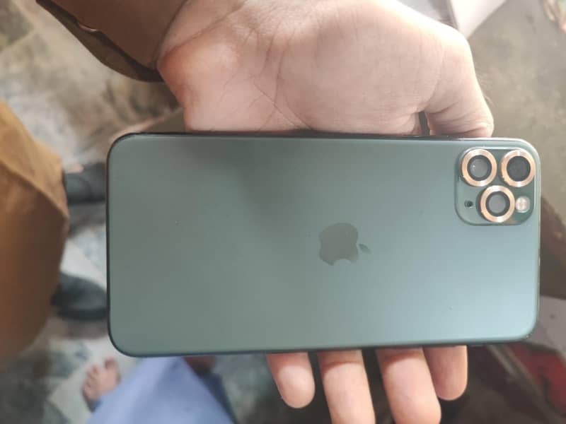 Apple iPhone 11 Pro Max 0