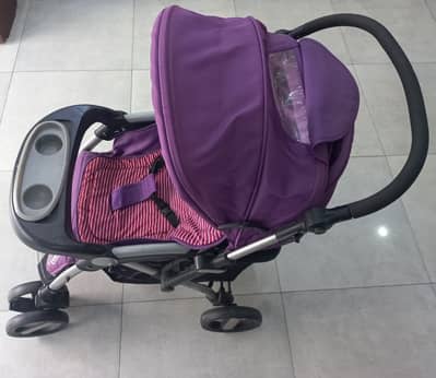 Jumbo and comfortable stroller with big wheels
