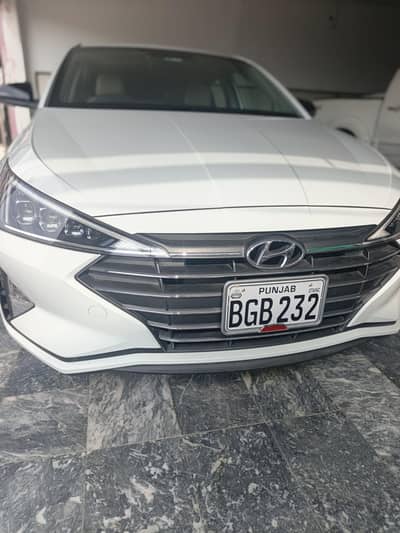 Hyundai Elantra 2025