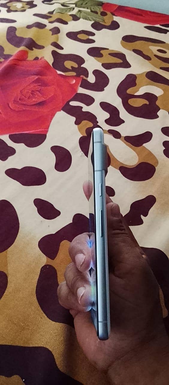 Google Pixel 7 2