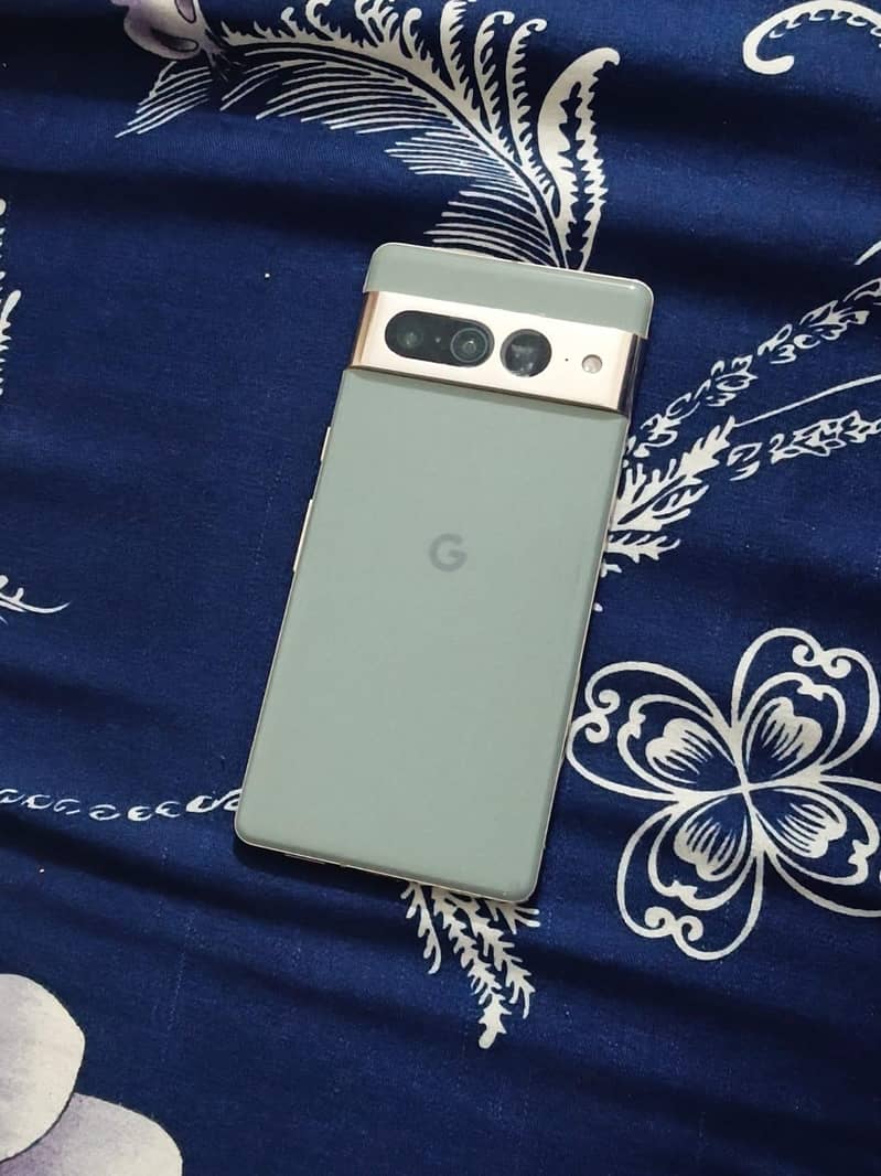 Google Pixel 7 Pro 0