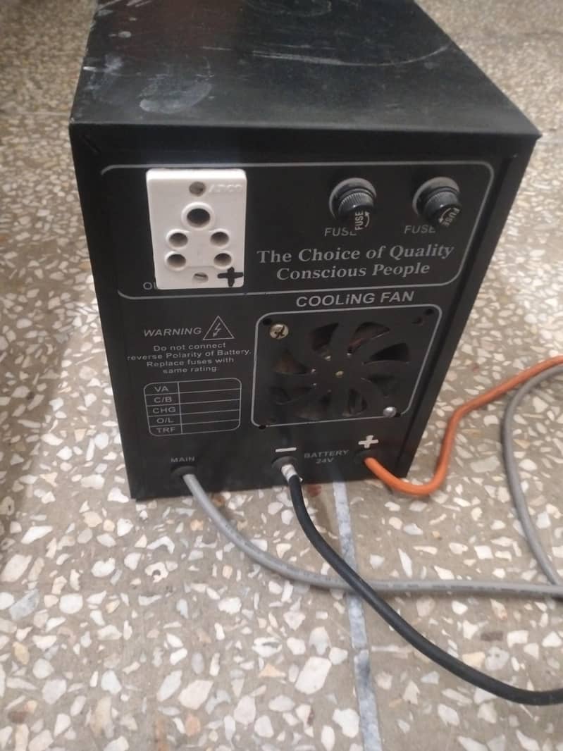 2 kva UPS 1
