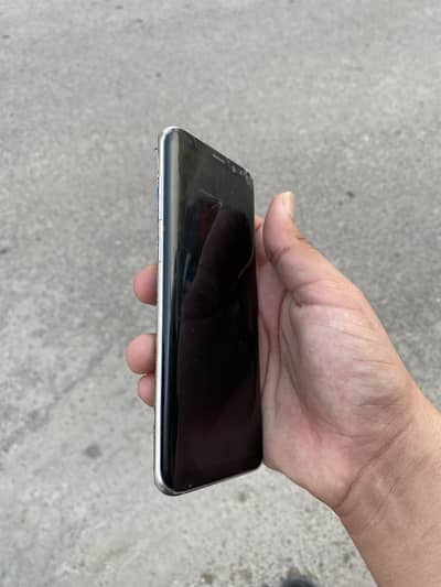 Samsung Mobile S8 Plus