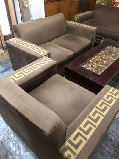 Sofa set with centre table for sale