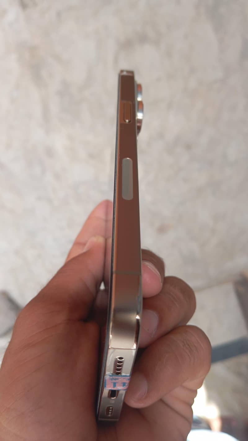 Iphone 14 pro Max 1