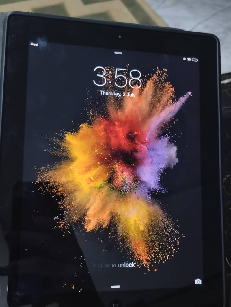 Ipad Gen 3 with case, protector and data cable. 1