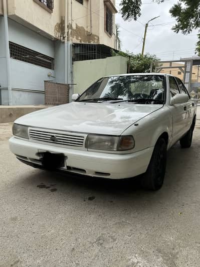 Nissan Sunny 1992