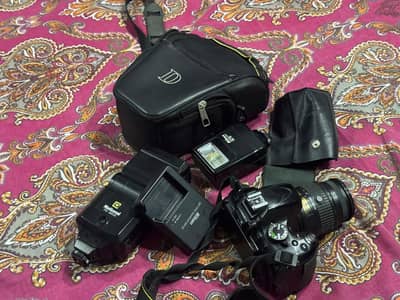 Nikon model 5200 18 55 ha or do flash ha sat or charger be sat ha or b