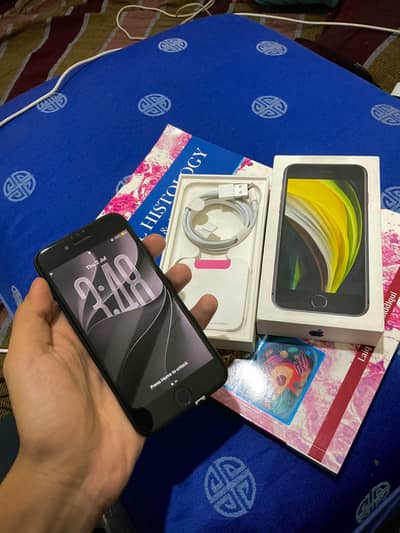 Apple iPhone SE (like new)