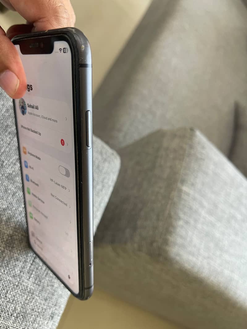 Apple iPhone 11 0