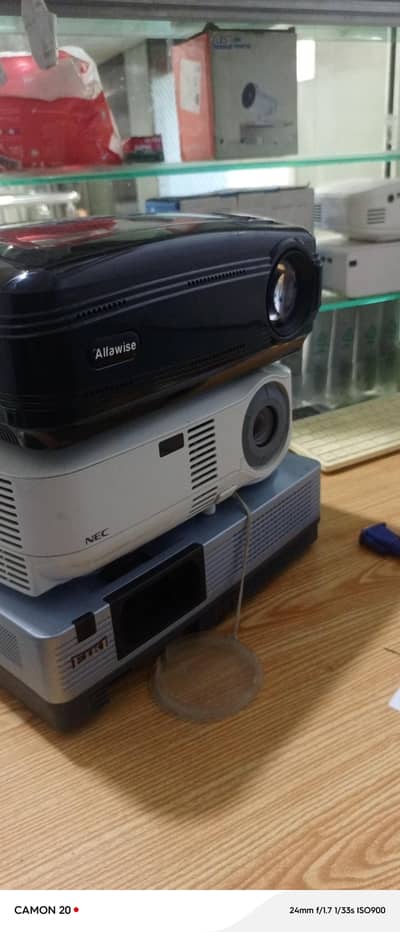 projector nec
