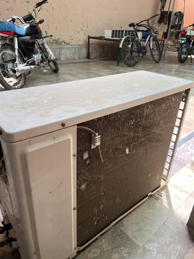 Haier ac 1.5 ton brand new condition all okay