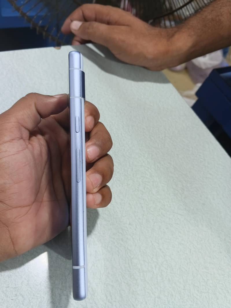 Google Pixel 7a 3