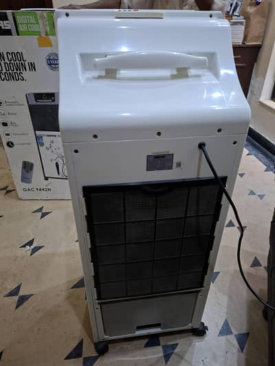 Room air cooler