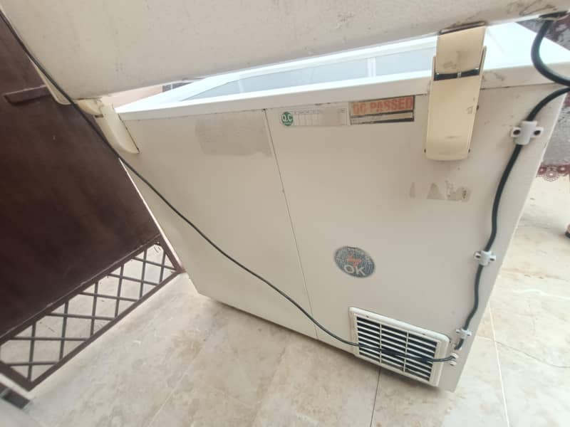 waves deep freezer 6