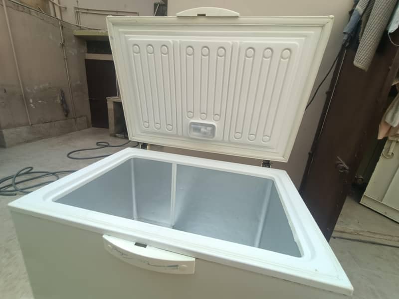 waves deep freezer 7