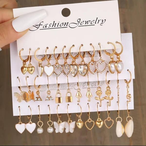 18-Pair Earring Set for Women: Snake, Butterfly, Mushroom, Diamond-Accented Zircon, Pearl and Love Designs