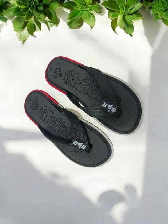 Men's Slippers: Casual, Comfortable Home Footwear