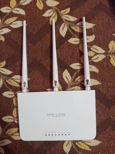 MT Link Router with box and adopter 3 Antina Wala