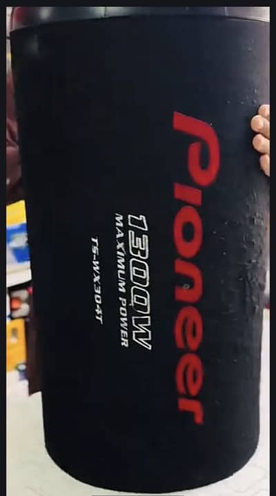 Pioneer subwoofer