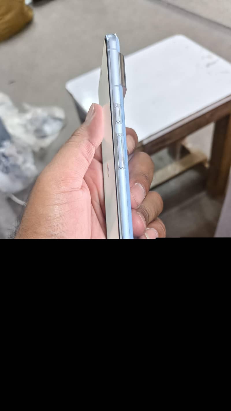 google pixel 8 pro 3