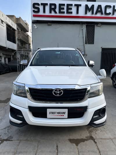 Toyota Hilux 2016