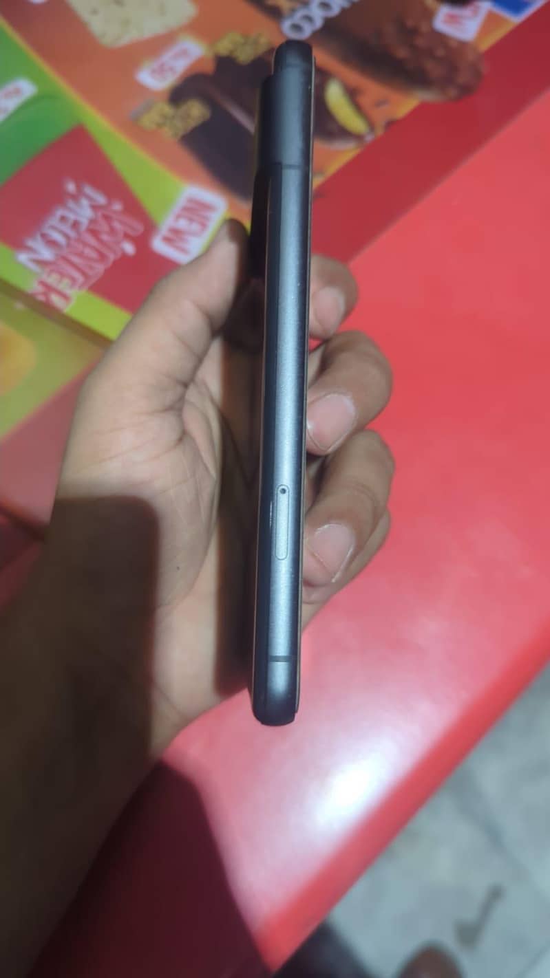Google Pixel 8 3