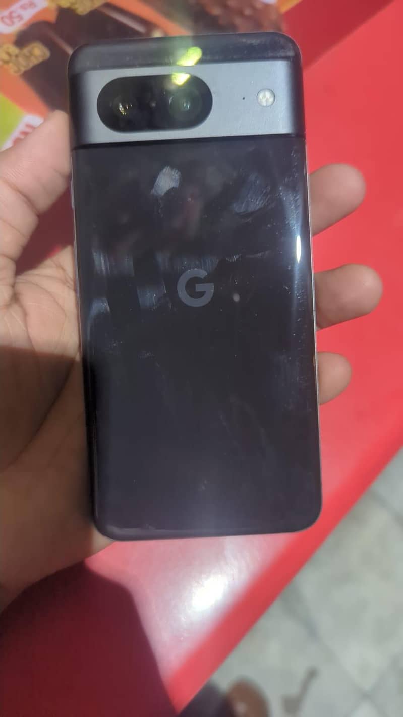 Google Pixel 8 5