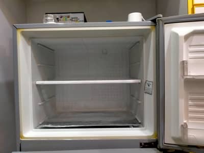 Used Dawlance Refrigerator for sale