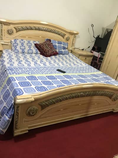 King bed for sale
