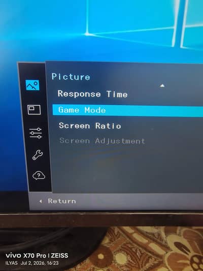 selling 4k lcd