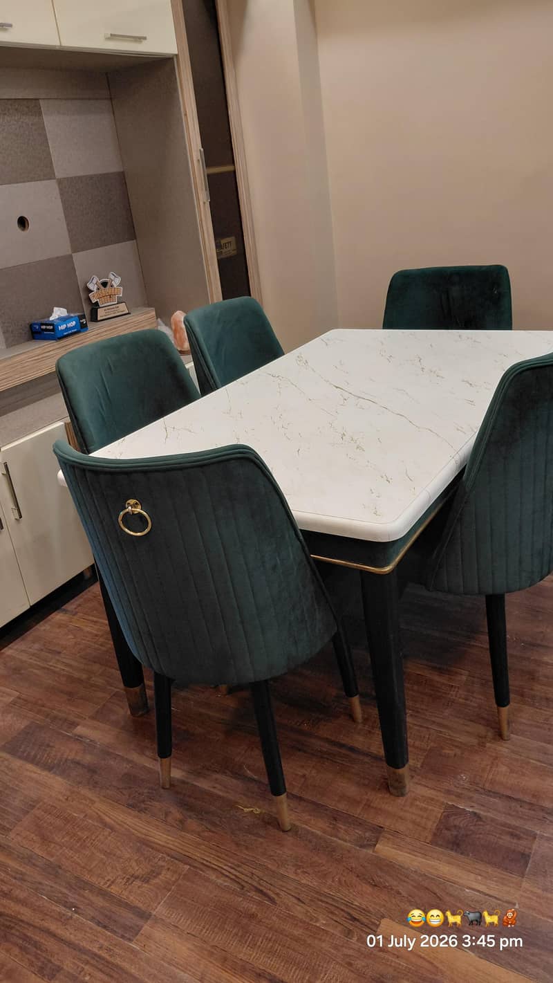 Dining table 3