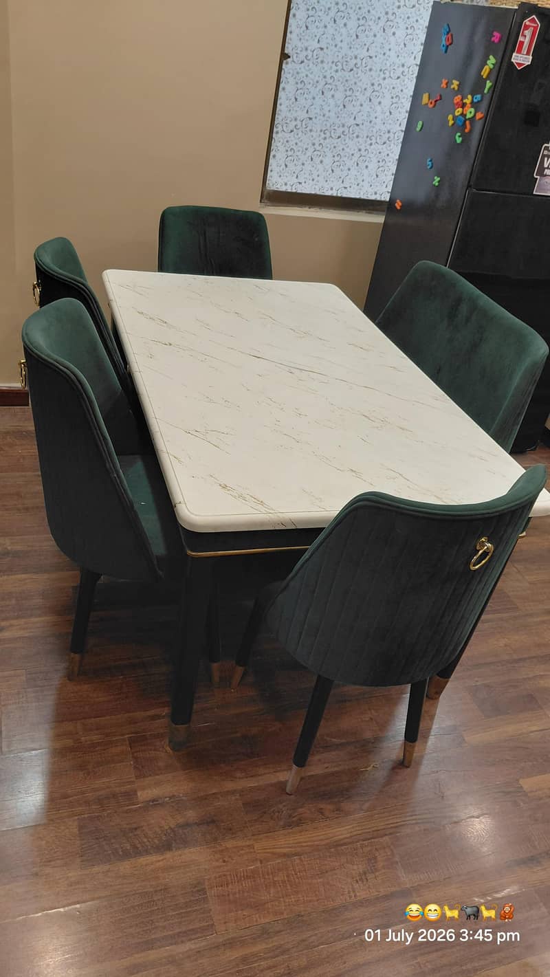 Dining table 5