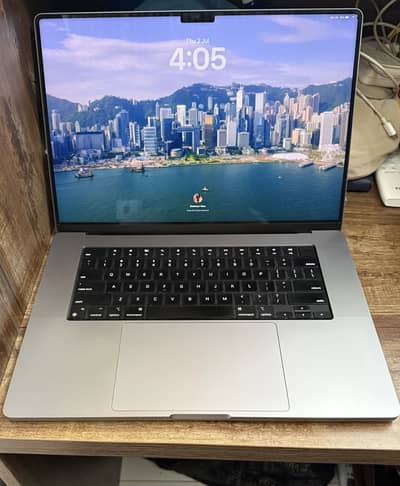 Apple MacBook Pro 16-inch (2023) – M2 Pro – 16GB RAM