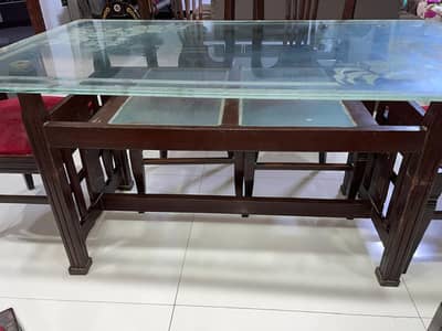 Dining table & chairs for sale