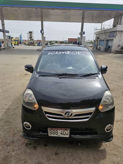 Daihatsu Mira 2011