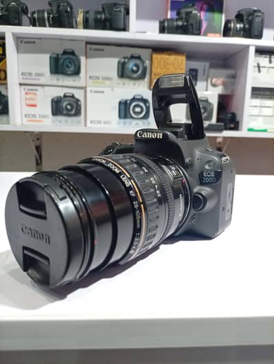canon 200D