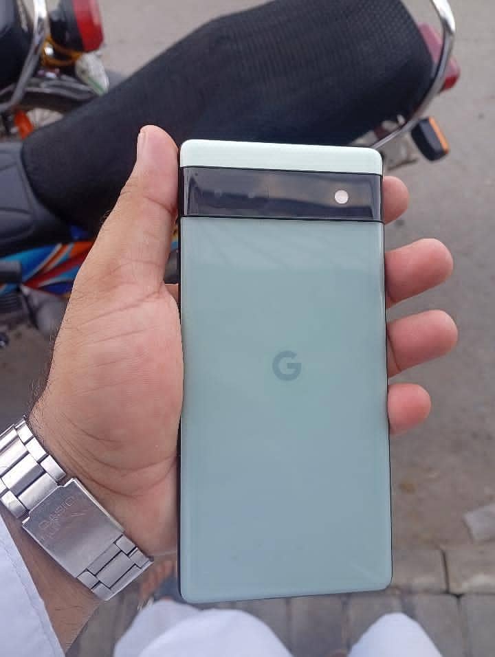Google Pixel 6a 0