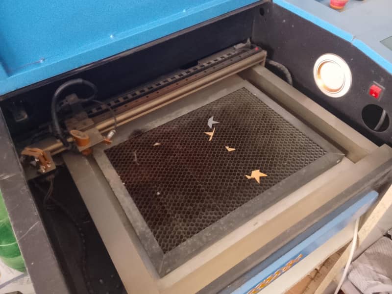 laser Cutting Machine CNC 3