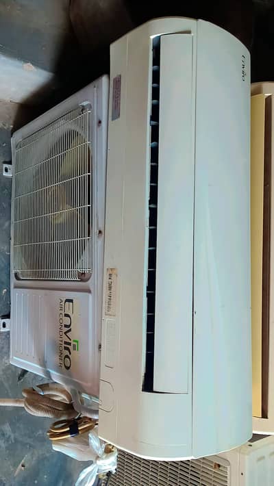 Enviro 1.5 ton split ac Ganiune condition no repair 100% ok
