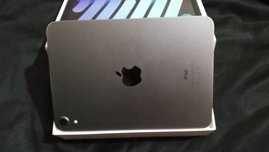 ipad mini 6, 64gb, with box and adapter